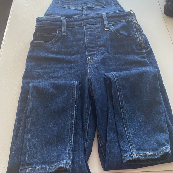 Levi’s Premium Skinny overall - Picture 3 of 3